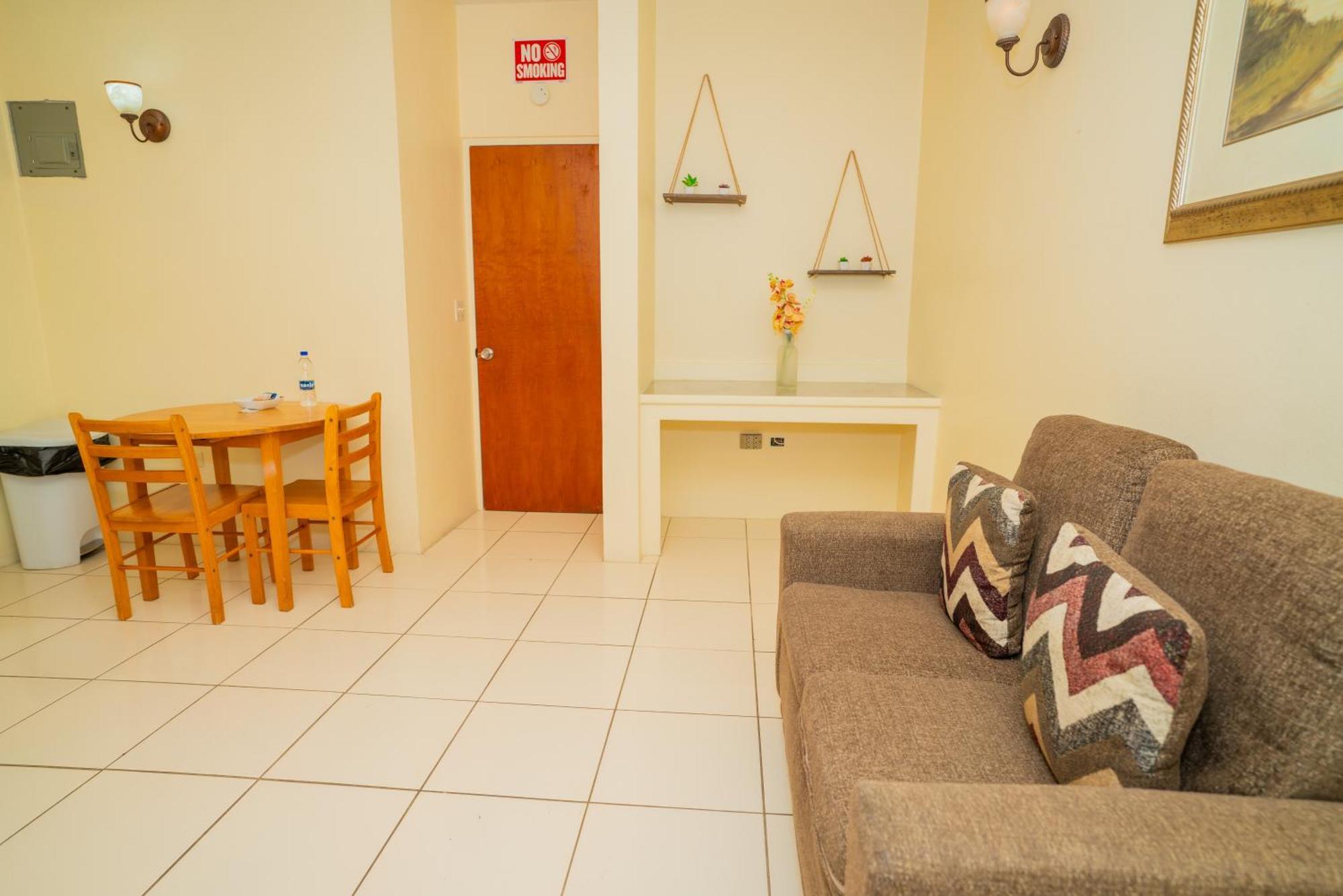 St. John's Connie'S Comfort Suites المظهر الخارجي الصورة