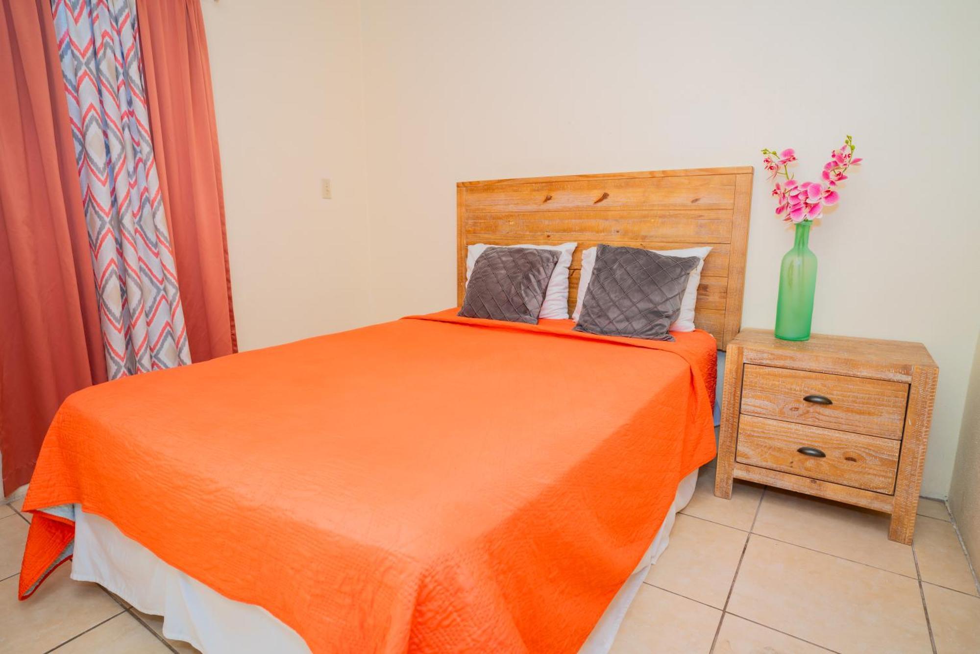 St. John's Connie'S Comfort Suites المظهر الخارجي الصورة