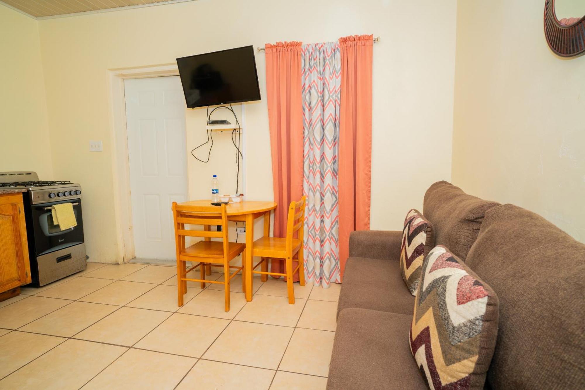St. John's Connie'S Comfort Suites المظهر الخارجي الصورة