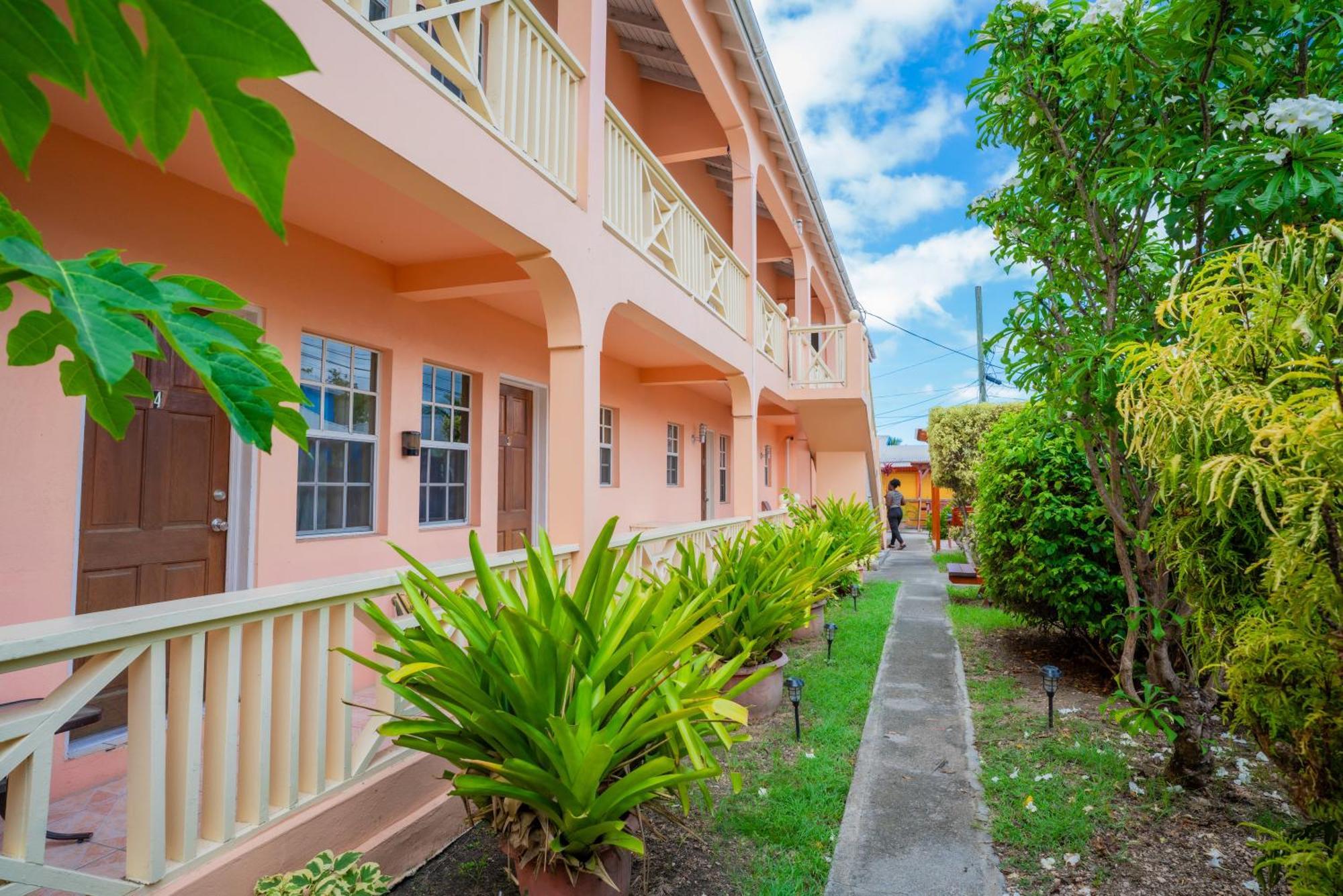 St. John's Connie'S Comfort Suites المظهر الخارجي الصورة