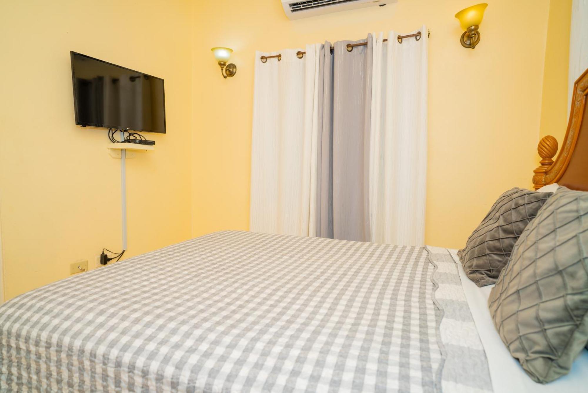 St. John's Connie'S Comfort Suites المظهر الخارجي الصورة
