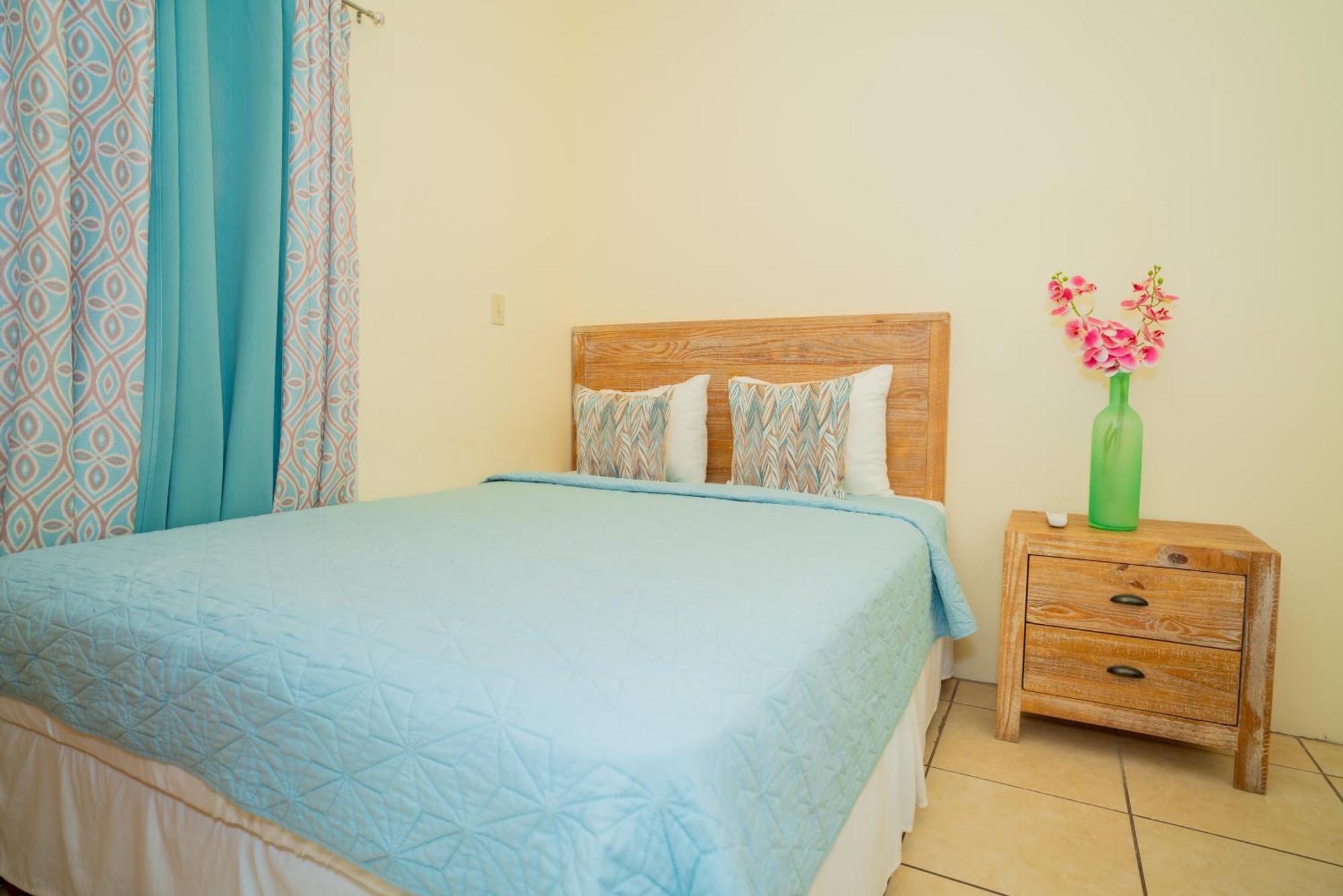 St. John's Connie'S Comfort Suites المظهر الخارجي الصورة