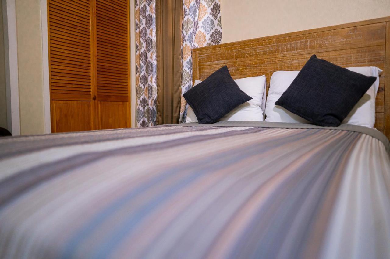 St. John's Connie'S Comfort Suites المظهر الخارجي الصورة